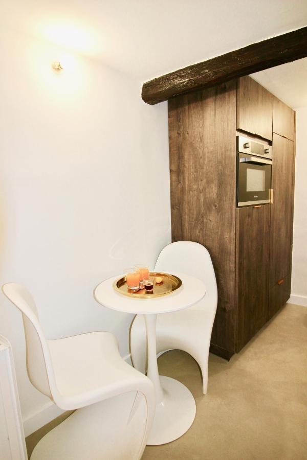 Apartamento Le Madeleine Aix-en-Provence Exterior foto